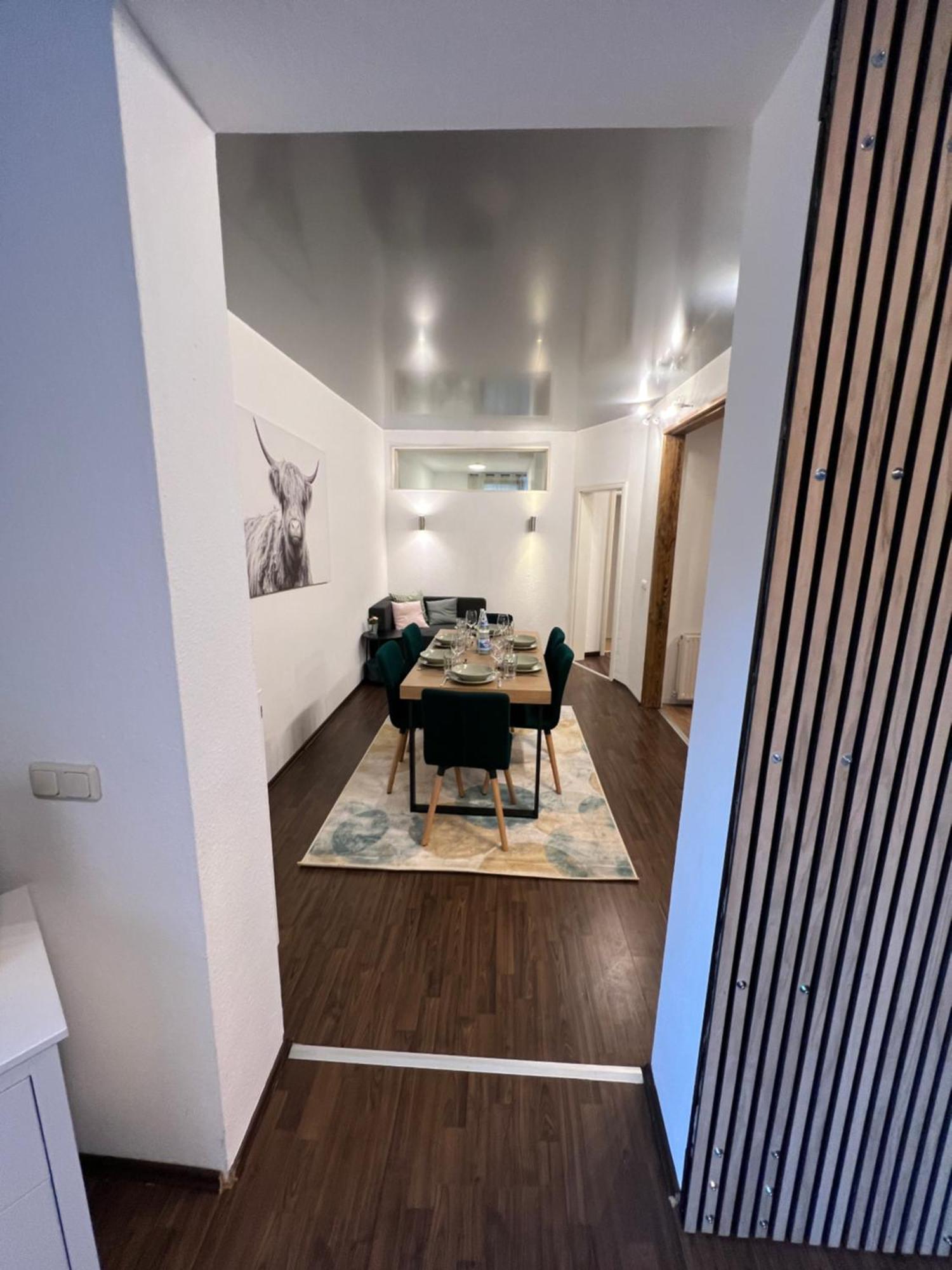 Apartment Humboldt 3 Schlafzimmer,Wifi, Netflix Parken, Terrasse, Klimatisiert, Naehe Zentrum Jena Luaran gambar